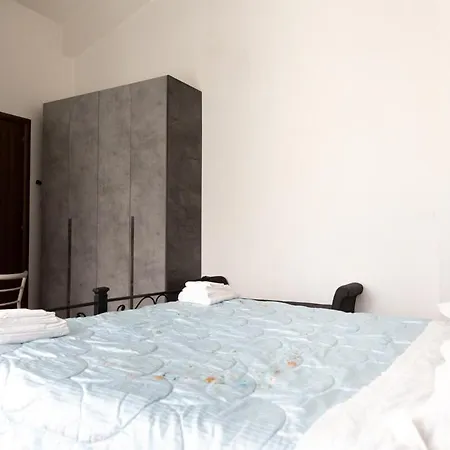 Дом отдыха Homeby, La Piazzetta Л'Акуила